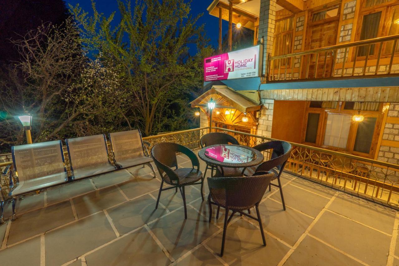 Holiday Home International -Vivaan Stays Manāli Exterior foto