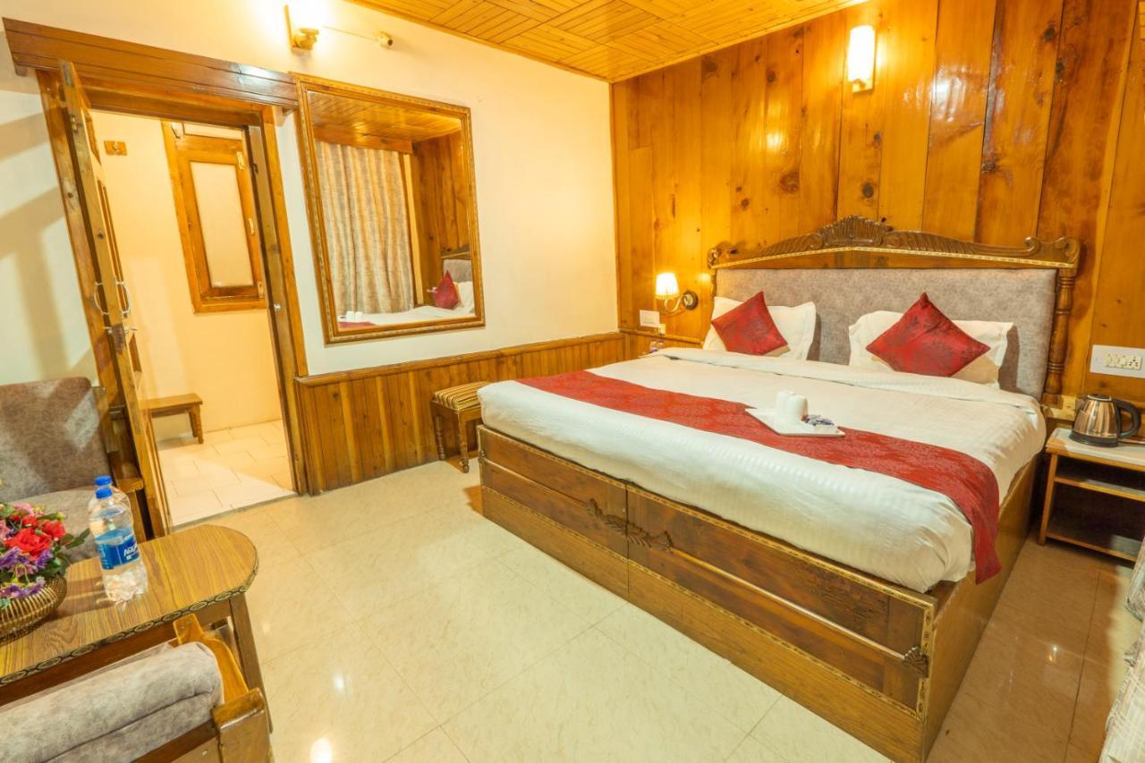 Holiday Home International -Vivaan Stays Manāli Exterior foto