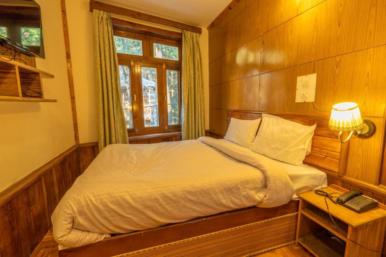 Holiday Home International -Vivaan Stays Manāli Exterior foto